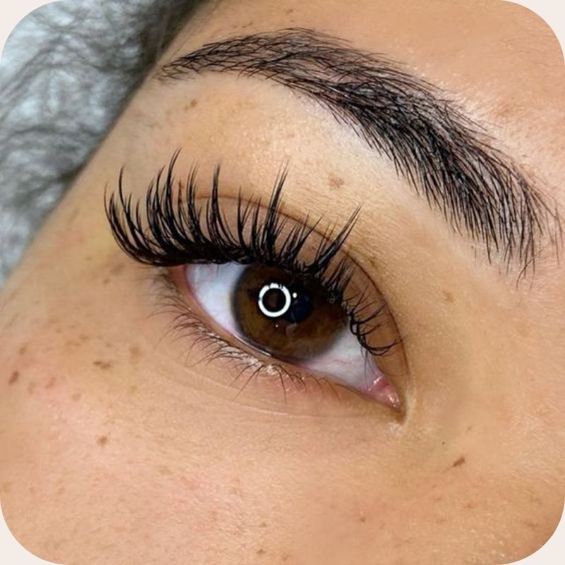 wispy lash extensions