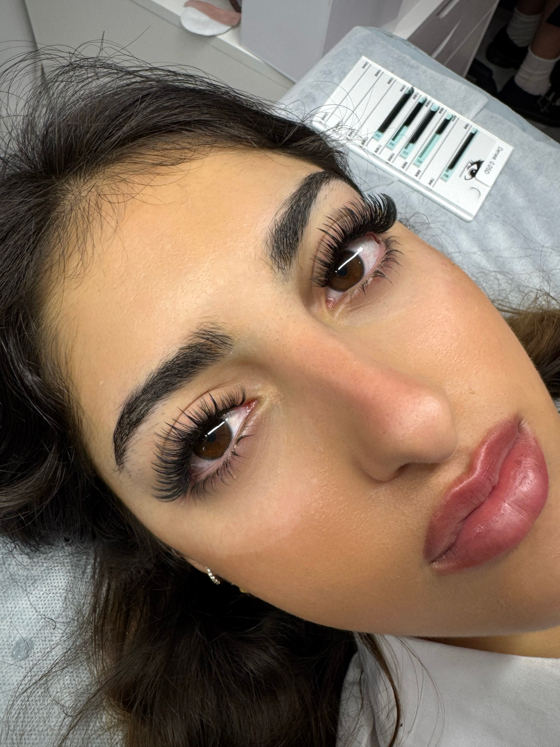 VolumeLashExtensions